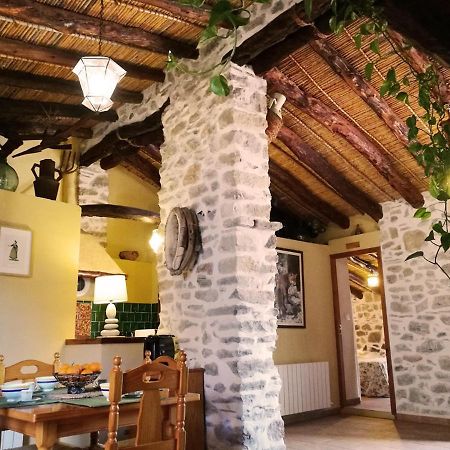 Buhardilla Rustica En La Vall De Gallinera Aparthotel Patro Bagian luar foto