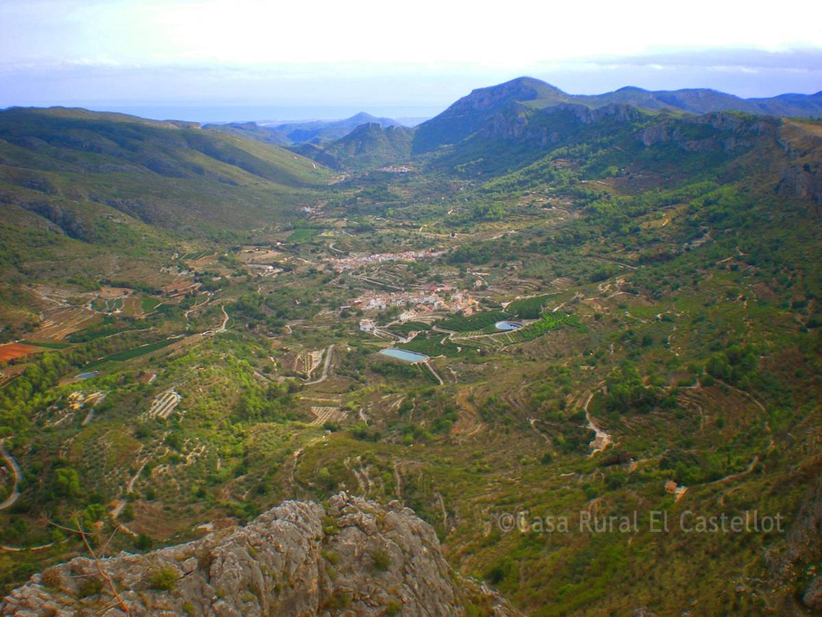 Buhardilla Rustica En La Vall De Gallinera Aparthotel Patro Bagian luar foto