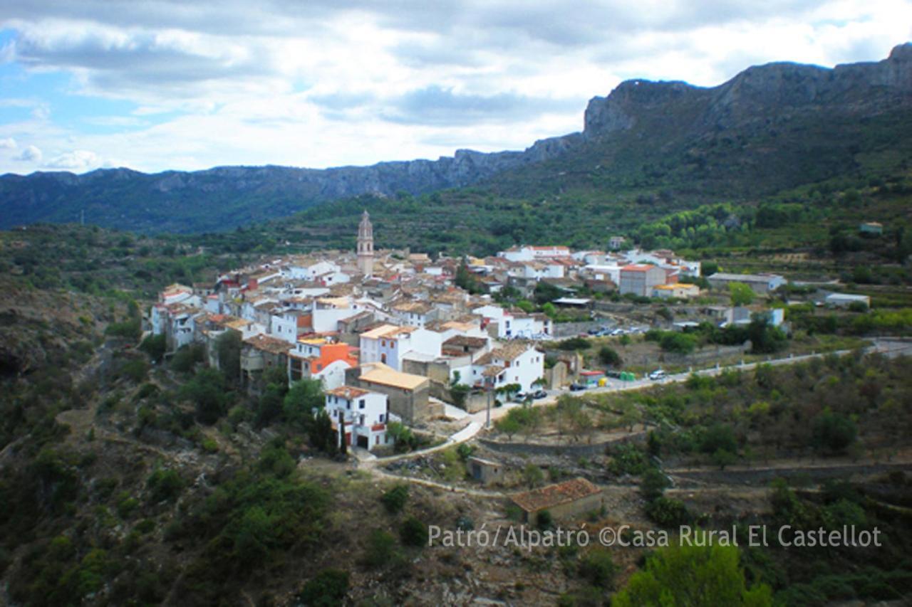 Buhardilla Rustica En La Vall De Gallinera Aparthotel Patro Bagian luar foto
