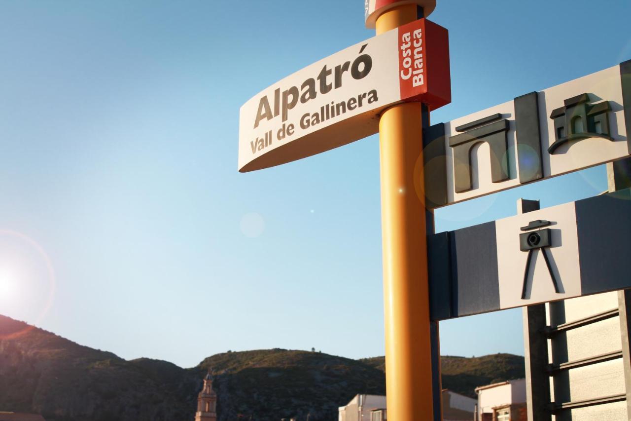 Buhardilla Rustica En La Vall De Gallinera Aparthotel Patro Bagian luar foto